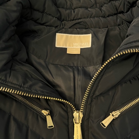 Michael Kors Navy Puffer Coat with Fur Trim - Picture 2 of 4